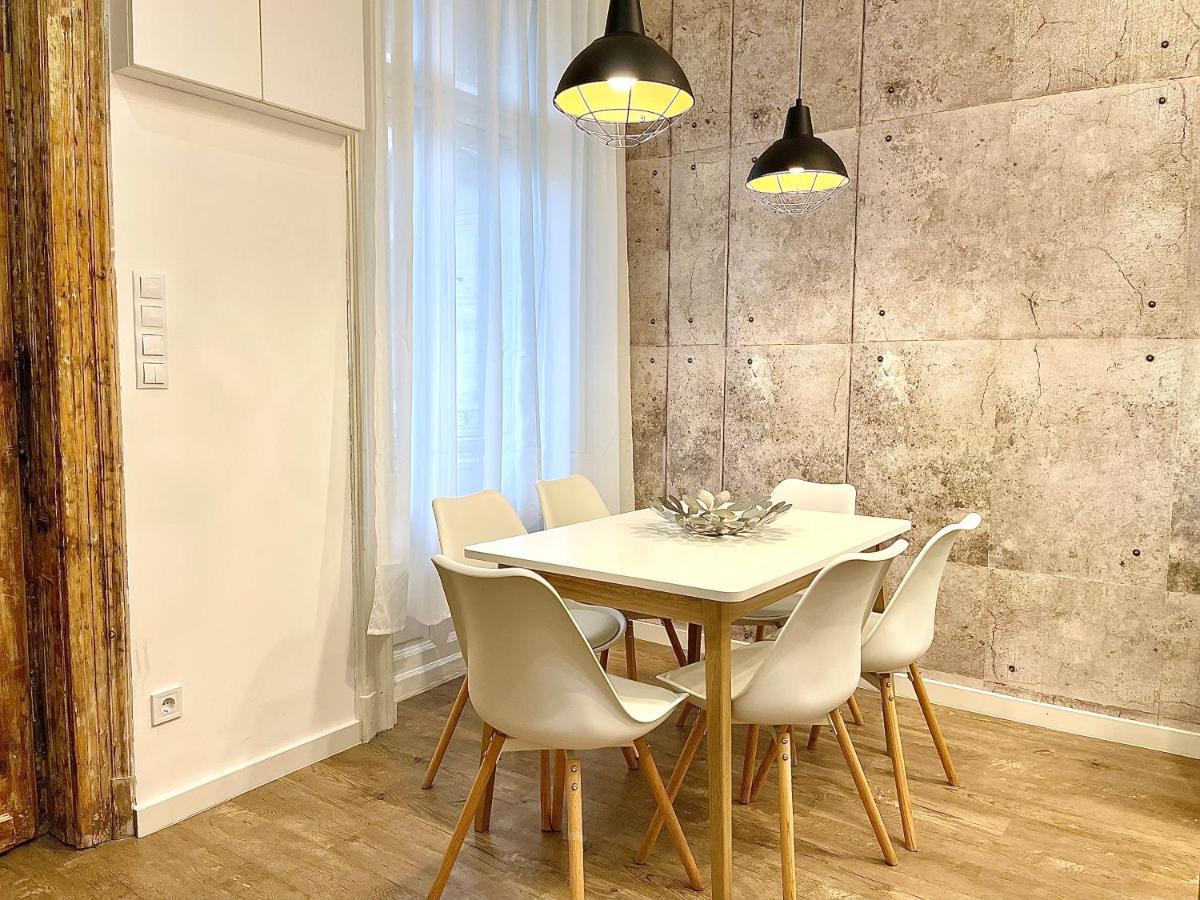 Dream Design Apartment - 3 Bedrooms & Finn Sauna Budapest Exteriör bild